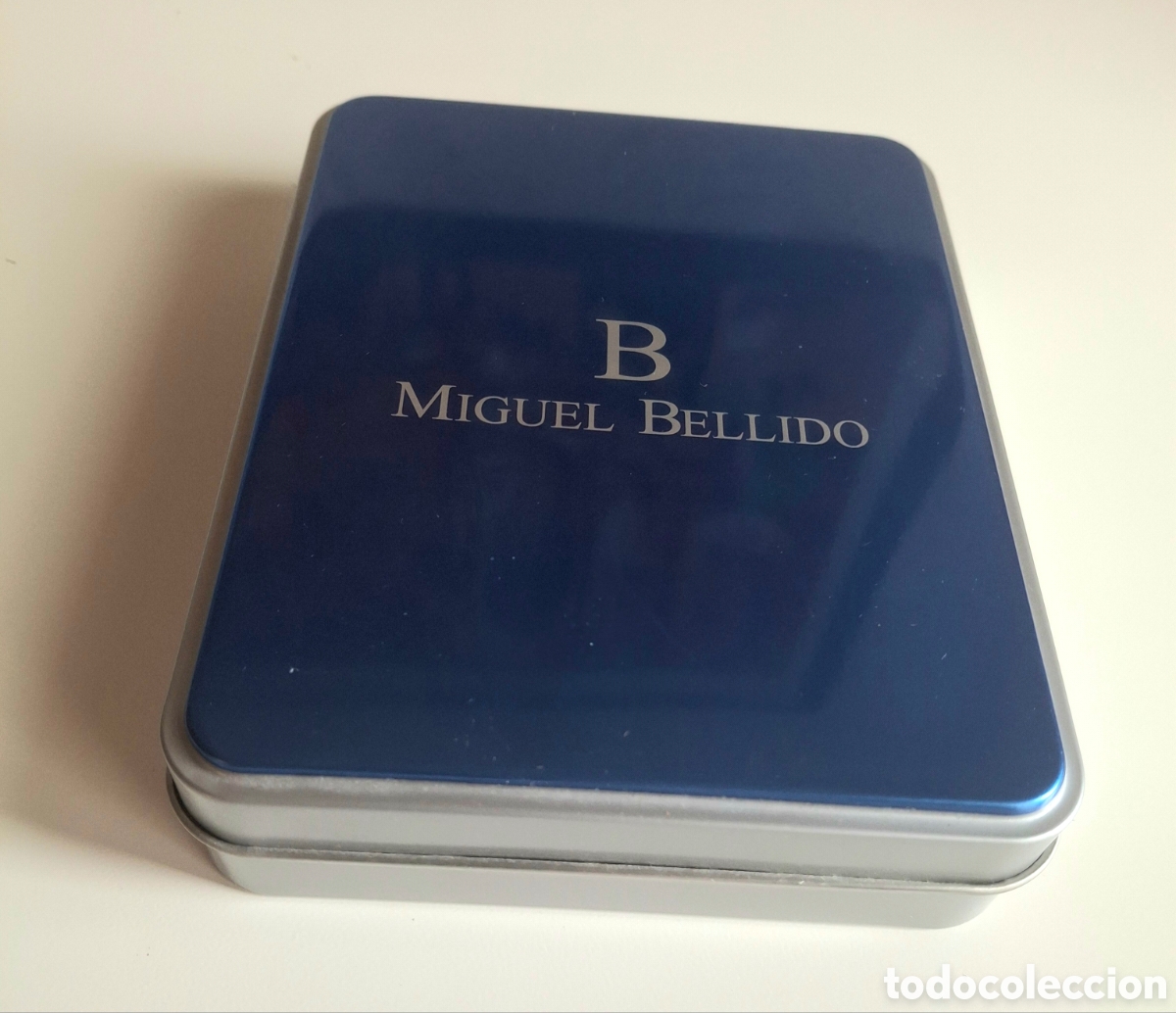 Cajas y cajitas met&aacute;licas: ELEGANTE CAJA MET&Aacute;LICA MIGUEL BELLIDO