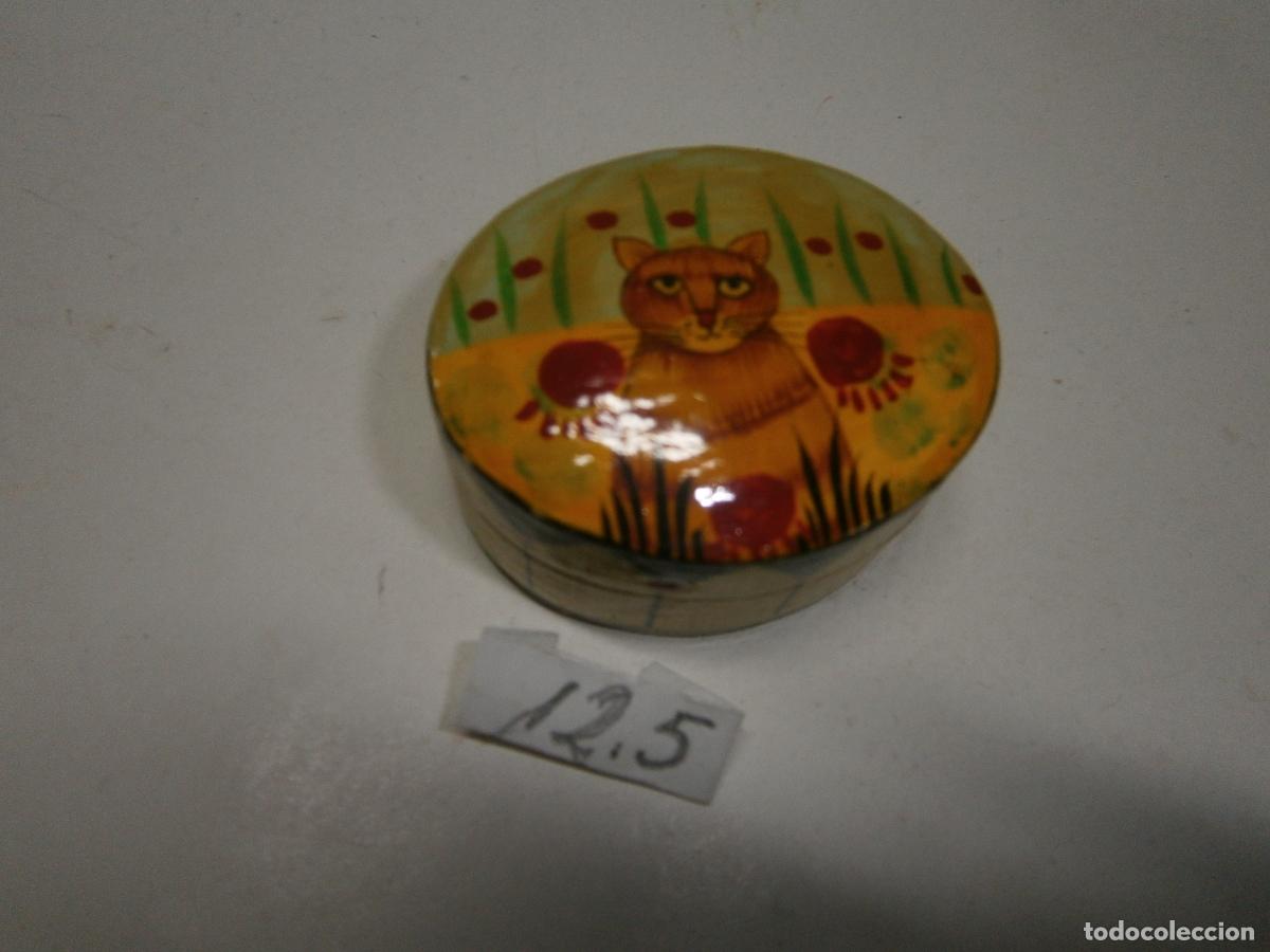 Cajas y cajitas met&aacute;licas: ANTIGUA CAJA ARTESANAL PINTADA A MANO DE ALEGORIA DE GATITOS NUEVA SIN USAR