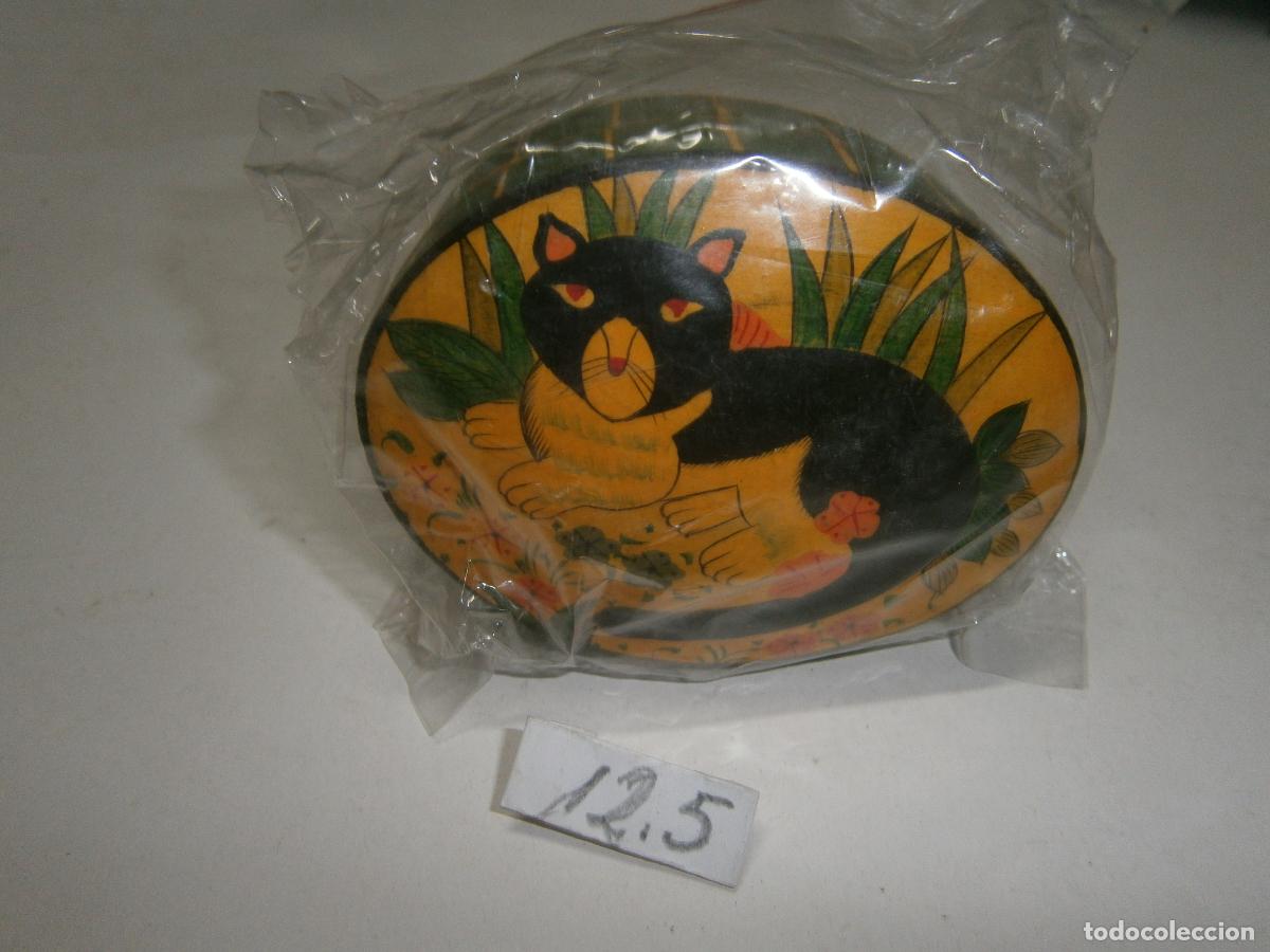 Cajas y cajitas met&aacute;licas: ANTIGUA CAJA ARTESANAL PINTADA A MANO DE ALEGORIA DE GATITOS NUEVA SIN USAR