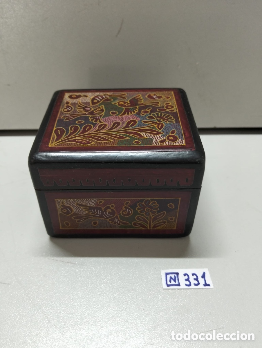 Cajas y cajitas met&aacute;licas: cajita o joyero artesanal de laca de Olinal&aacute;, elaborado a mano en el estado de Guerrero, M&eacute;xico,
