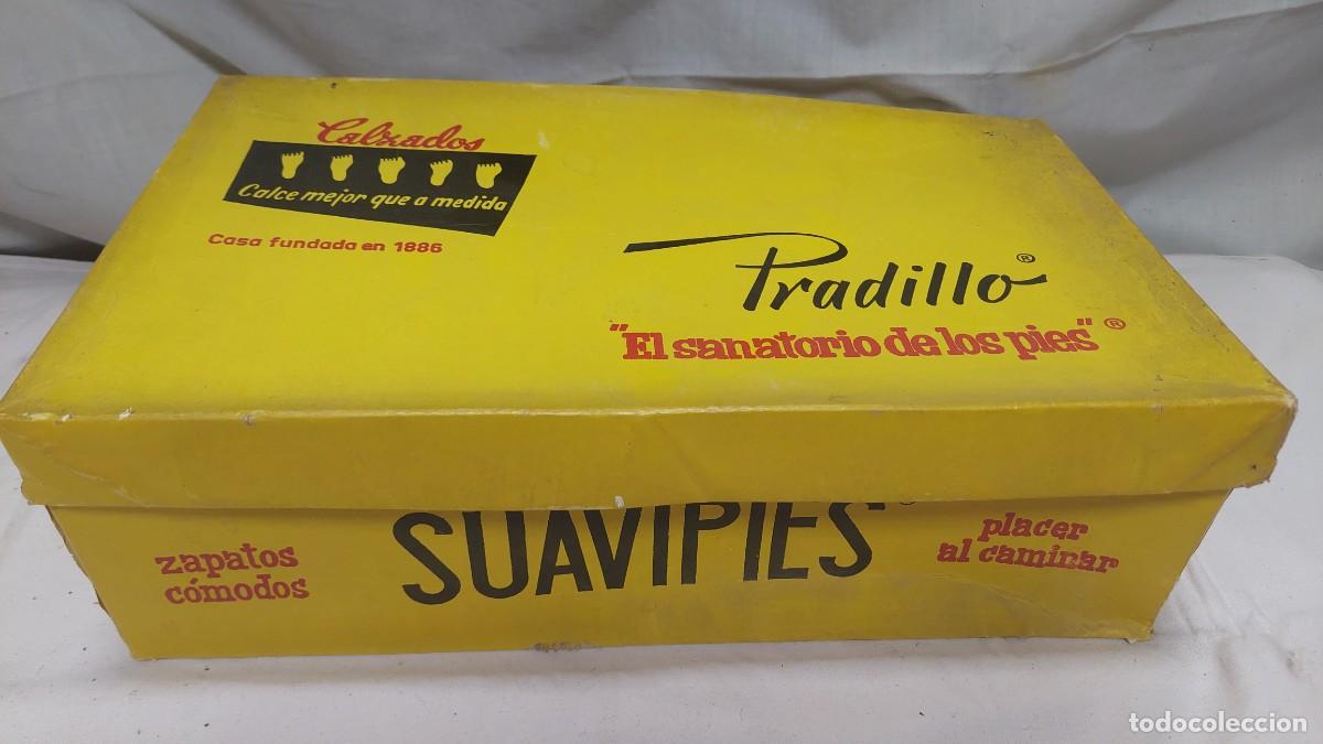 Cajas y cajitas met&aacute;licas: Antigua caja de zapatos c&oacute;modos Suavipies Pradillo