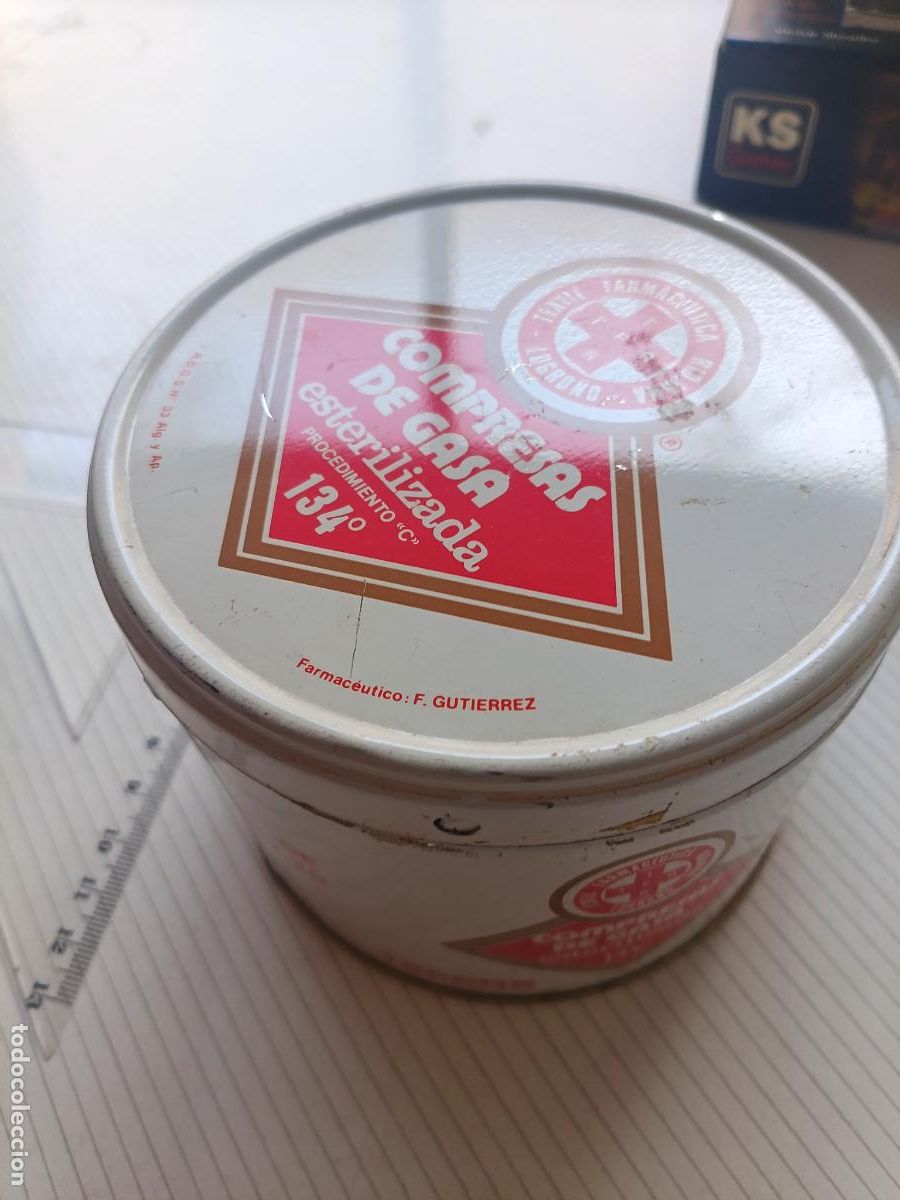 Cajas y cajitas met&aacute;licas: Caja met&aacute;lica de compresas de gasa TFR, Logro&ntilde;o