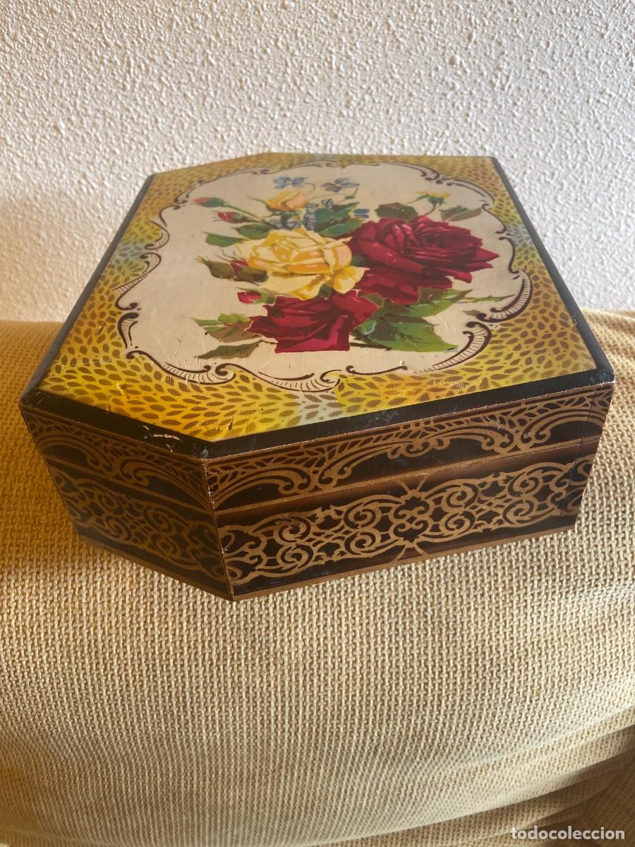 Cajas y cajitas met&aacute;licas: Caja de madera antigua - Foto 2