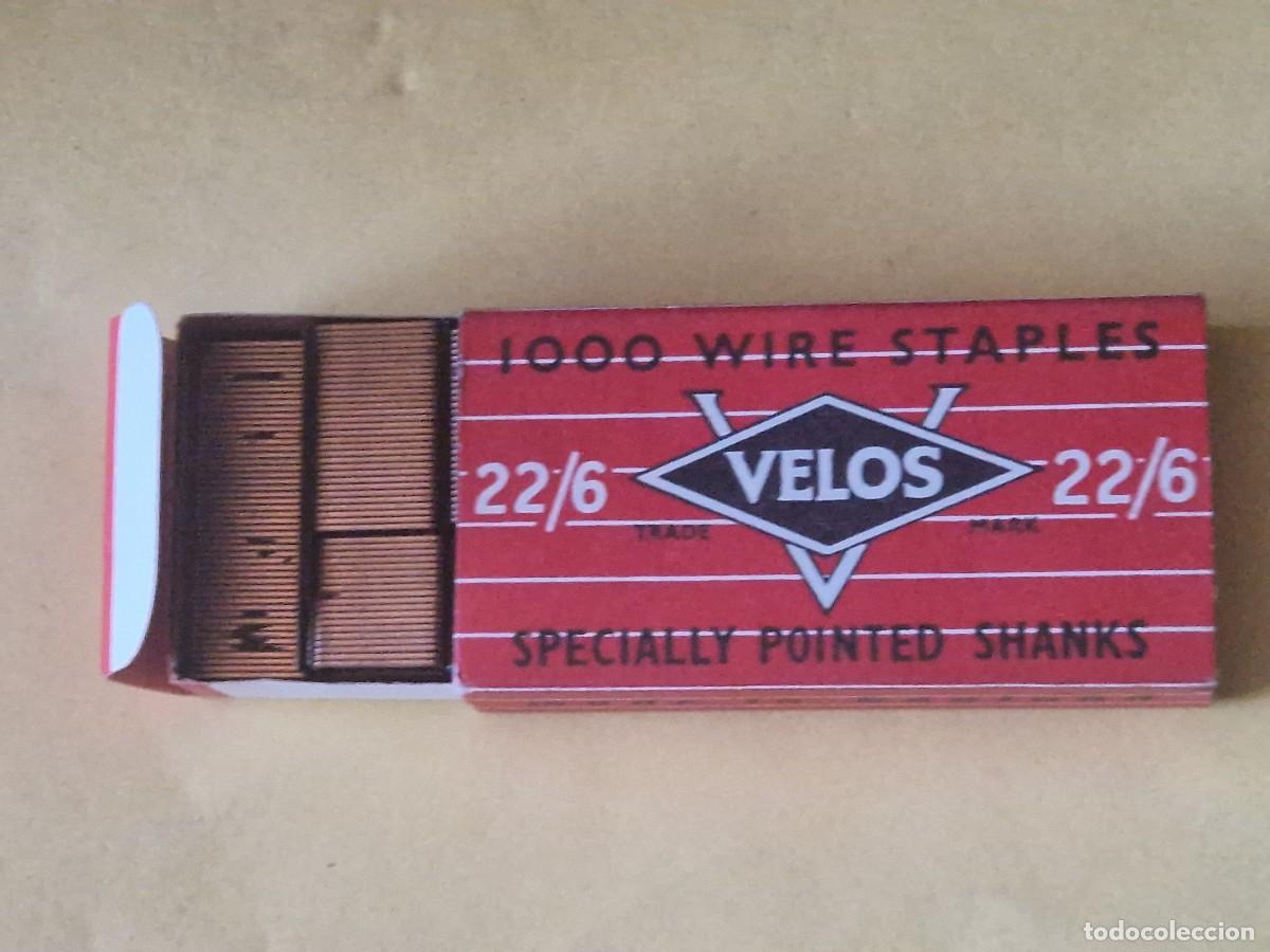 Cajas y cajitas met&aacute;licas: CAJA ANTIGUA DE GRAPAS DE LA MARCA VELOS, TAMA&Ntilde;O ESTANDAR, A&Ntilde;OS 1940-1950
