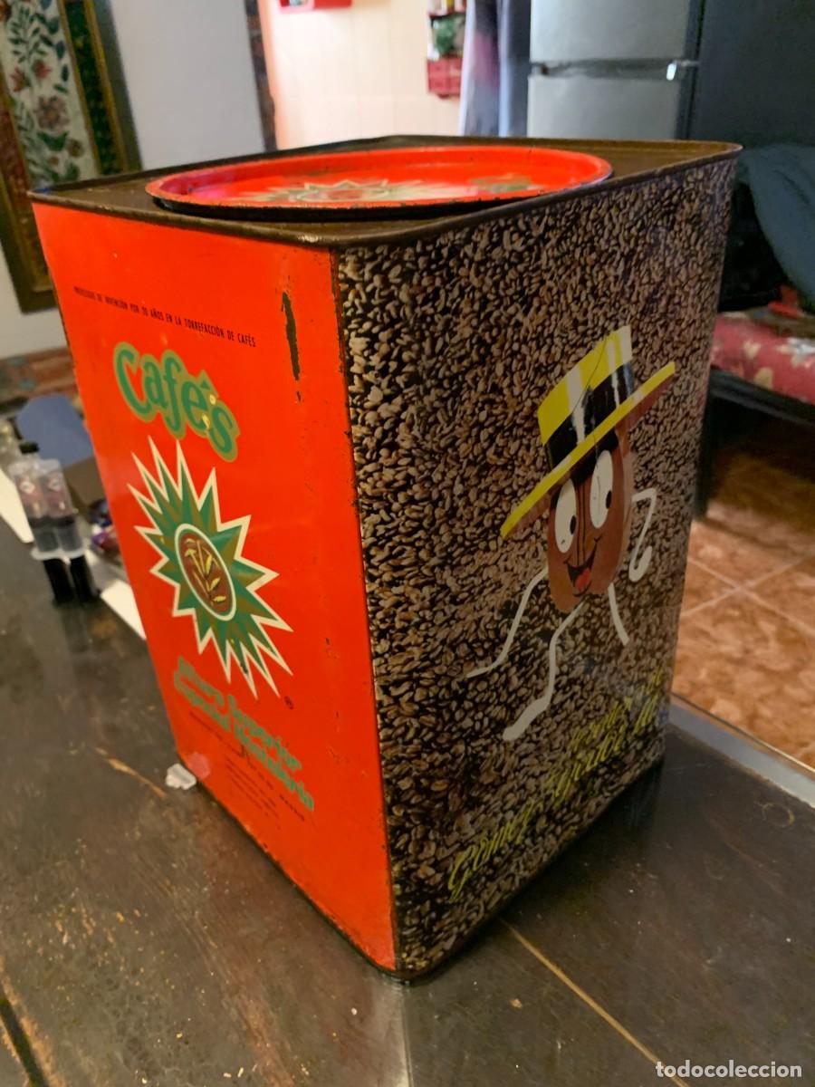 Cajas y cajitas met&aacute;licas: cafes la estrella lata grande original