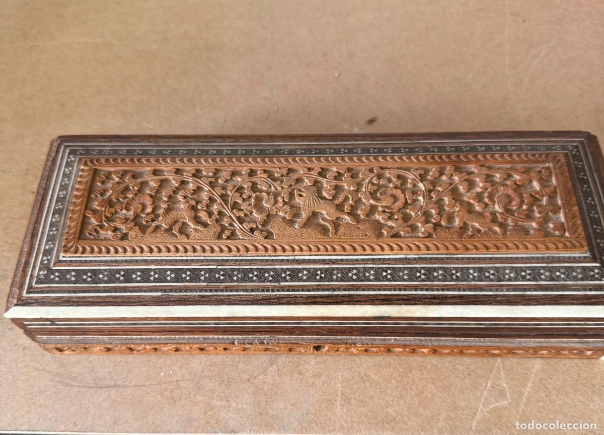 Cajas y cajitas met&aacute;licas: Preciosa caja de marqueter&iacute;a antigua