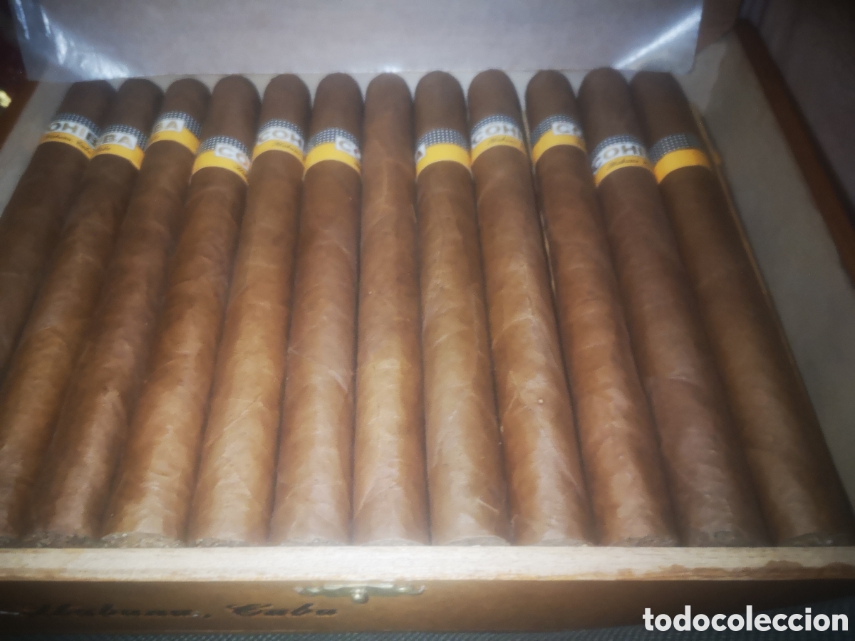 Cajas y cajitas met&aacute;licas: Caja Vintage de puros Cohiba espl&eacute;ndidos, objeto de colecci&oacute;n.