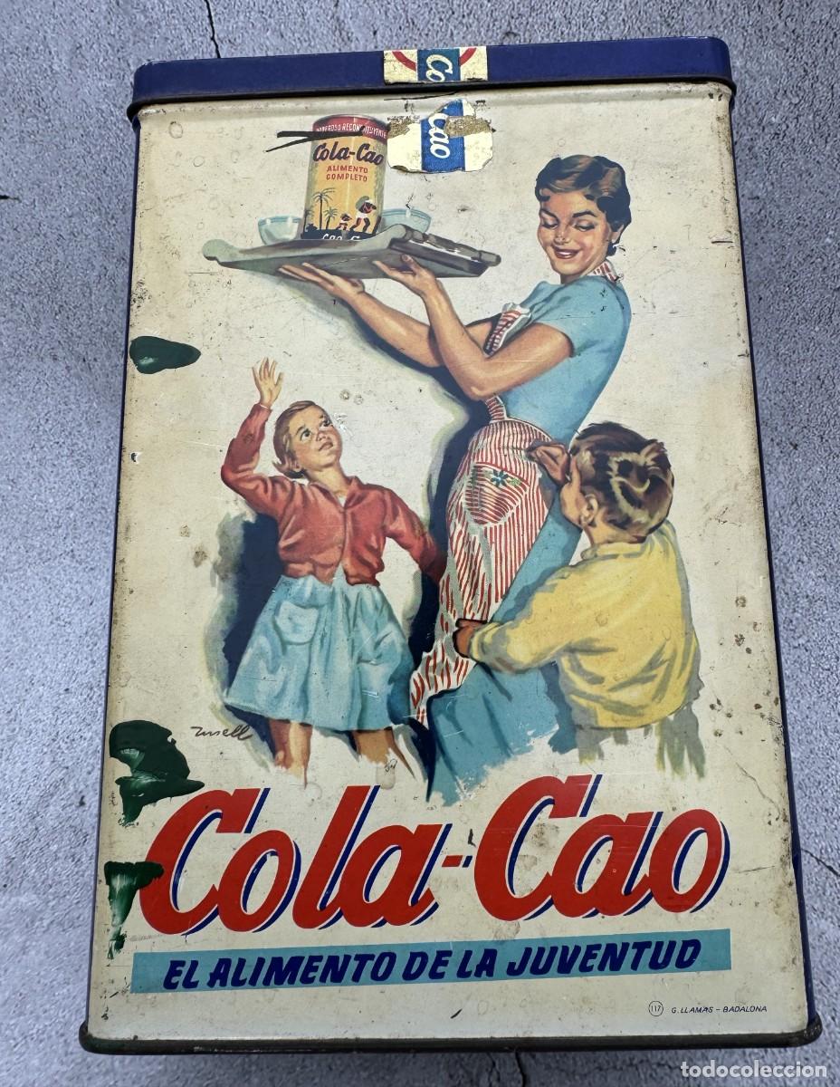 Cajas y cajitas met&aacute;licas: Antigua lata met&aacute;lica publicitaria de Cola-Cao, utilizada como caja para az&uacute;car, con una preciosa de