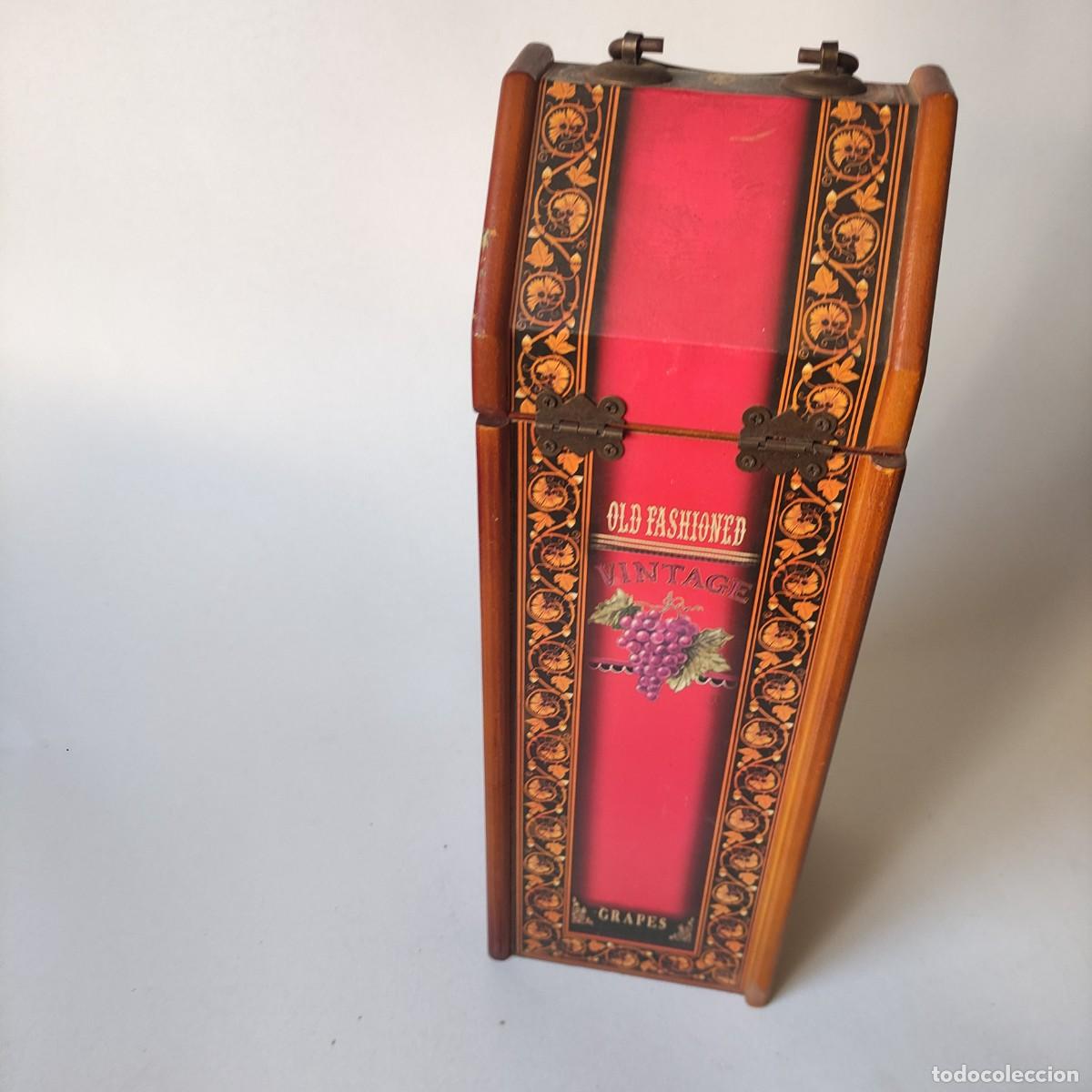 Cajas y cajitas met&aacute;licas: Caja Vintage de vino Ren&eacute;e Estate ** Merlot** juani