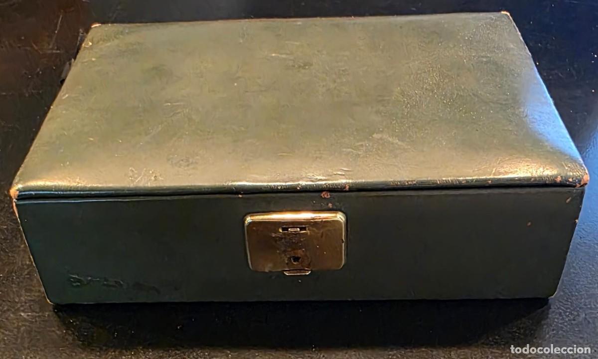 Cajas y cajitas met&aacute;licas: Joyero vintage verde con interior de terciopelo negro &ndash; Caja organizadora compartimentada 19 &times; 14