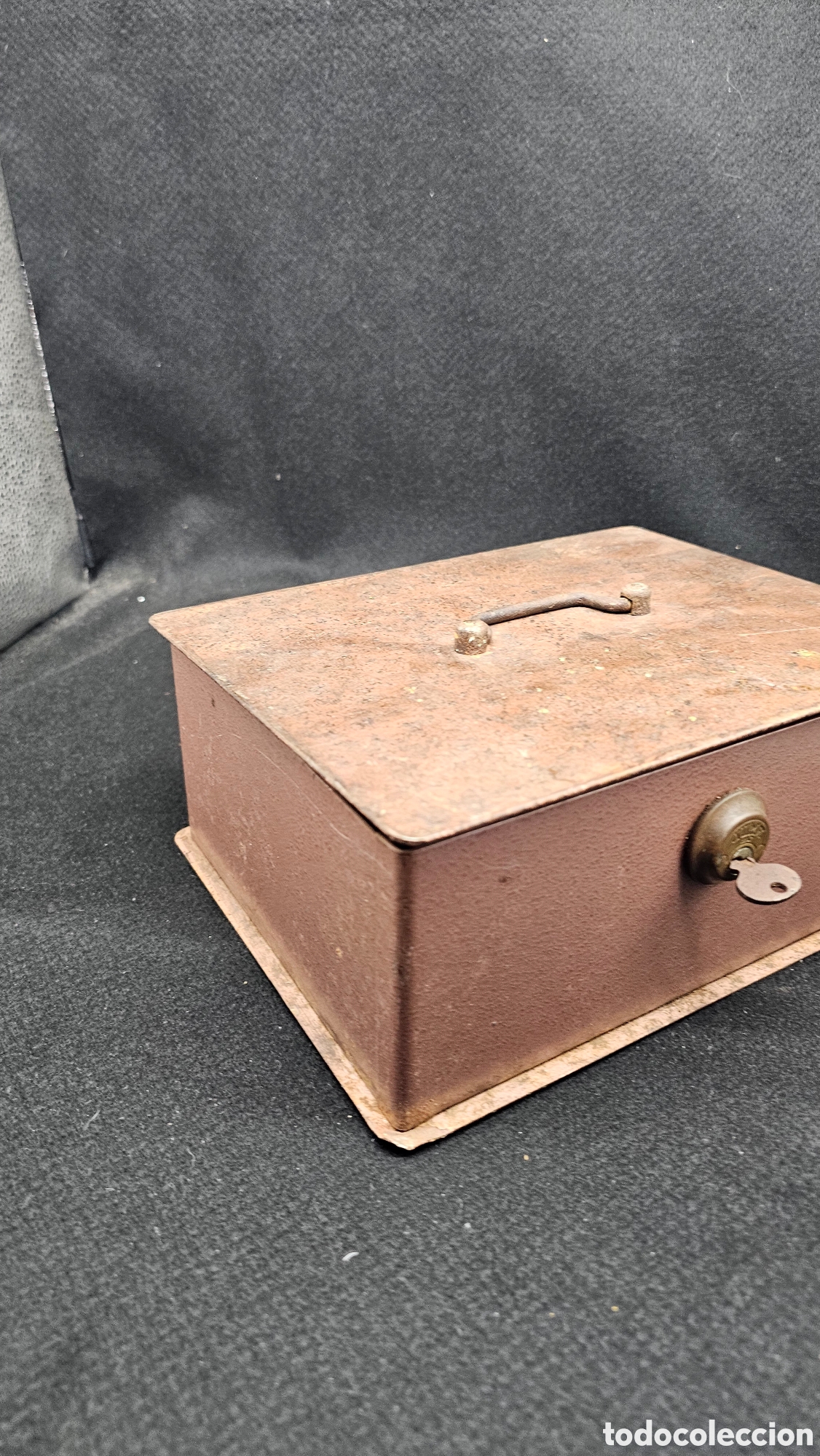 Cajas y cajitas met&aacute;licas: Antigua caja de caudales - Foto 4