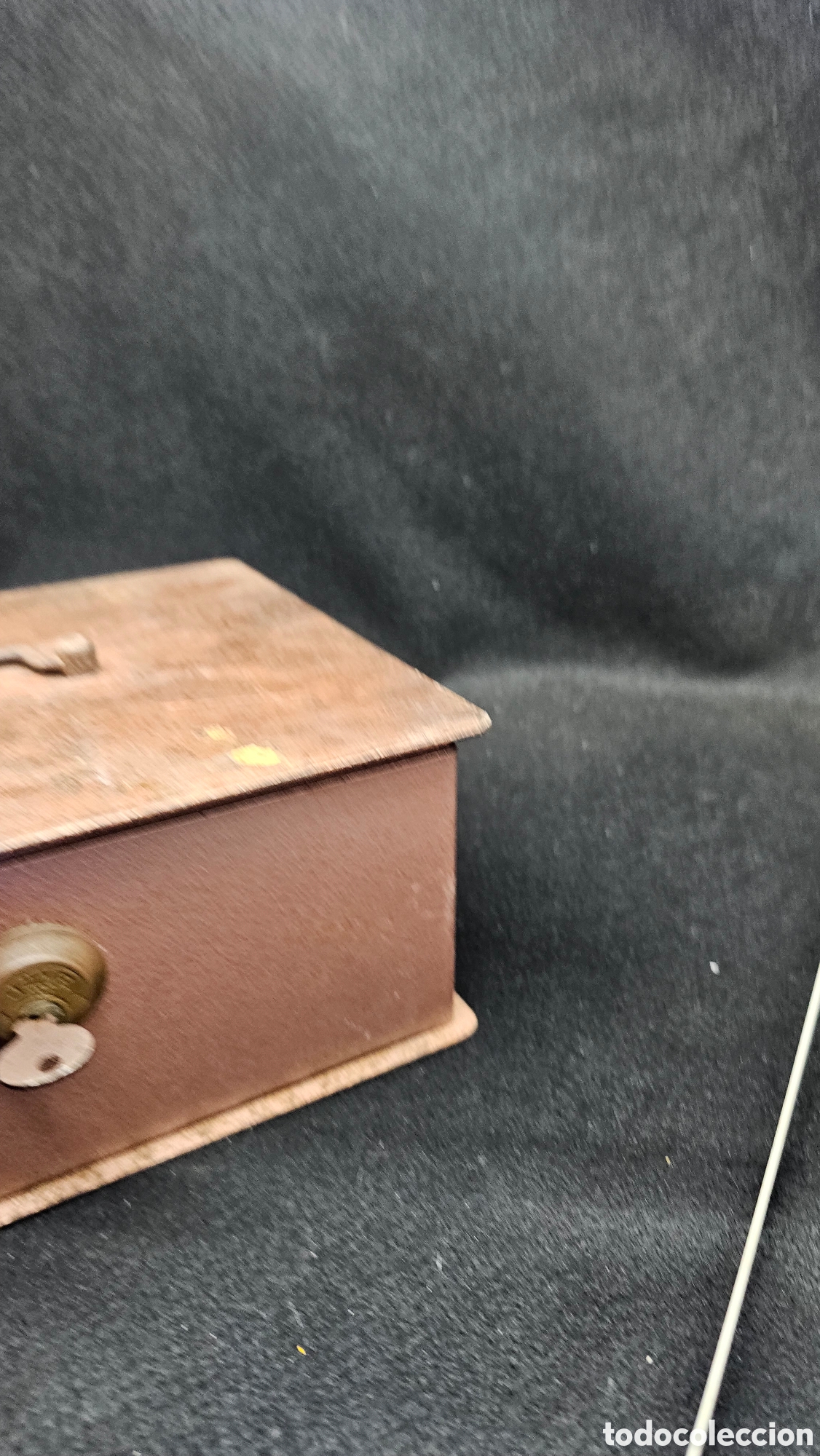 Cajas y cajitas met&aacute;licas: Antigua caja de caudales - Foto 5