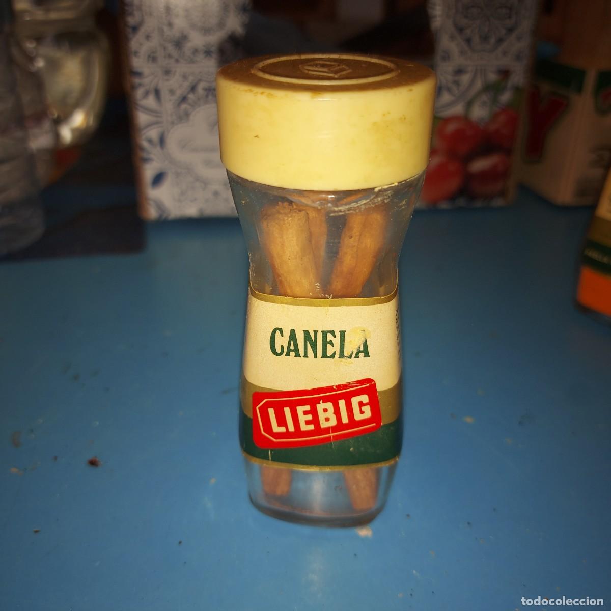 Cajas y cajitas met&aacute;licas: BOTE DE CRISTAL CON CANELA DE LIEBIG. A&Ntilde;OS 70