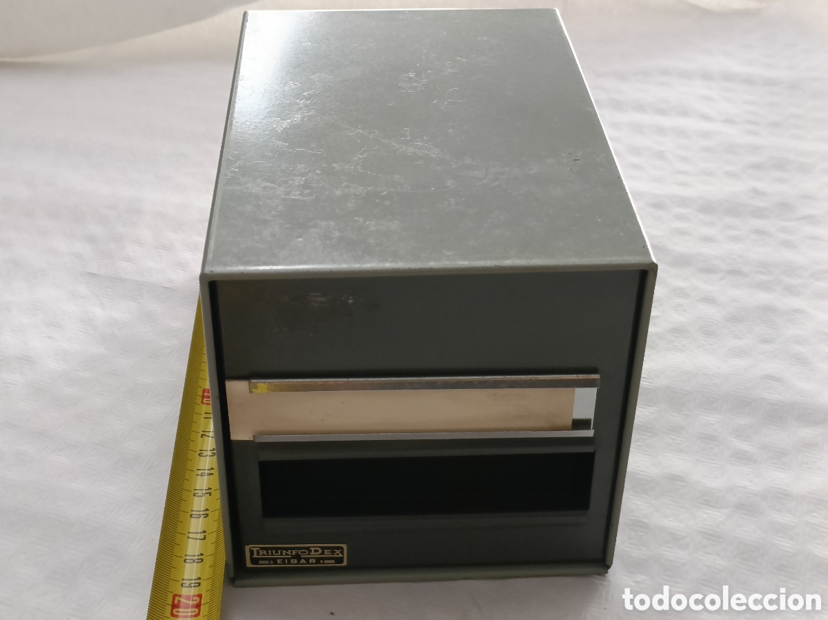 Cajas y cajitas met&aacute;licas: Archivador met&aacute;lico Vintage Triunfo Dex Eibar A&ntilde;os 70/80