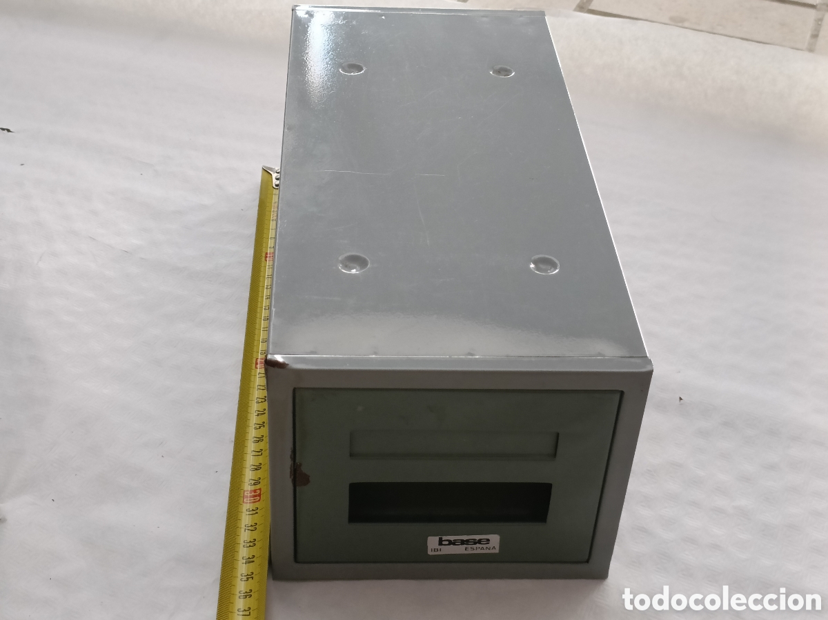 Cajas y cajitas met&aacute;licas: Archivador met&aacute;lico vintage de la marca Base IBI Espa&ntilde;a