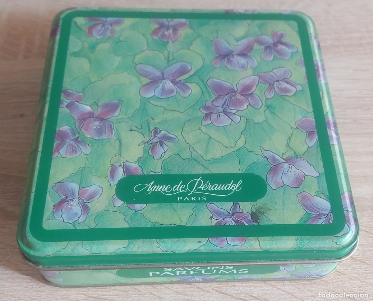 Cajas y cajitas met&aacute;licas: Caja metal jabones perfumados Anne de Peraudel Paris