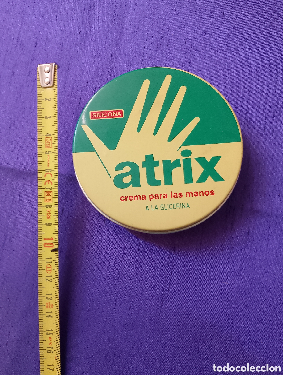 Cajas y cajitas met&aacute;licas: Crema de manos Atrix. De los a&ntilde;os 70