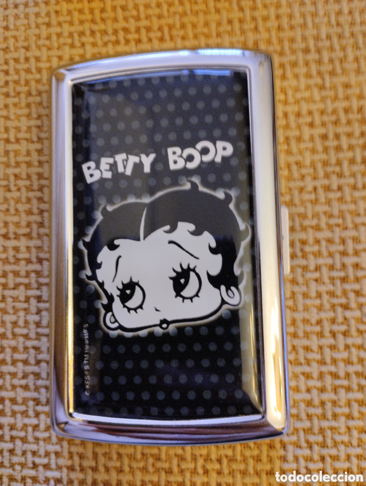 Cajas y cajitas met&aacute;licas: Pitillera metalica Betty Boop