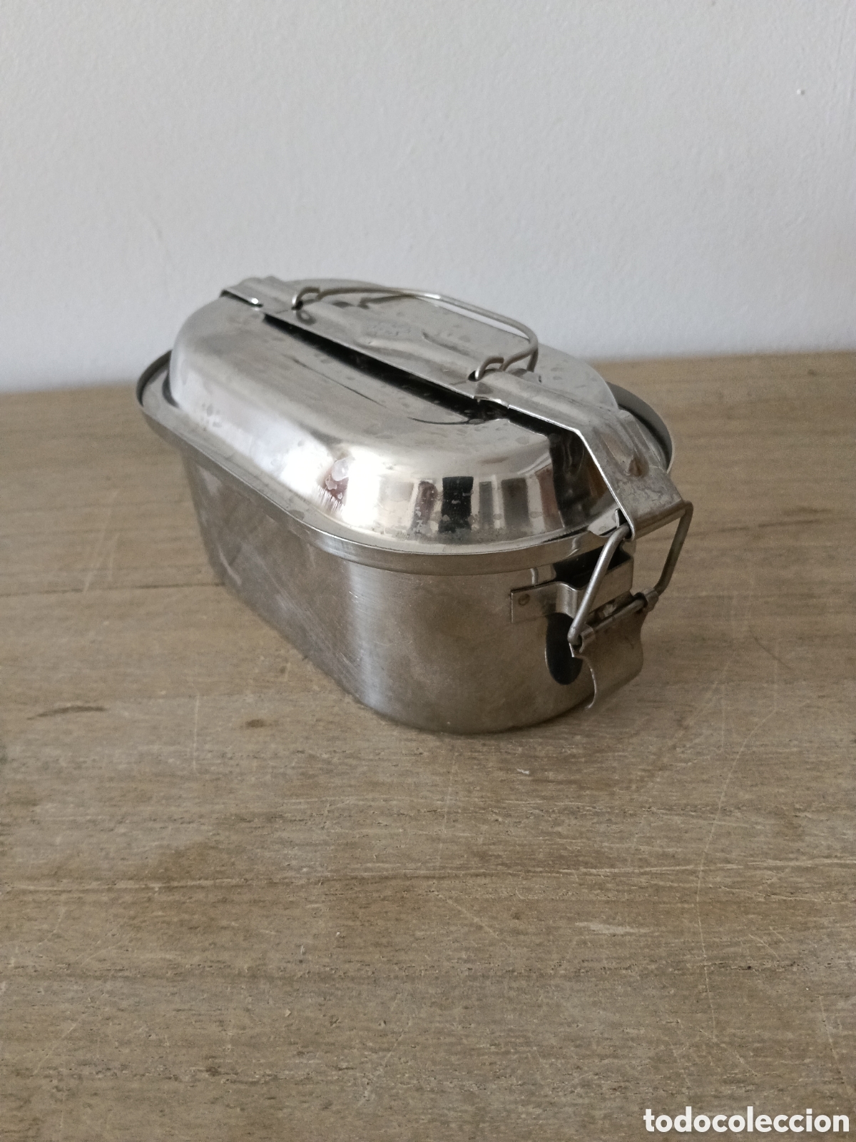 Cajas y cajitas met&aacute;licas: Fiambrera aluminio antigua