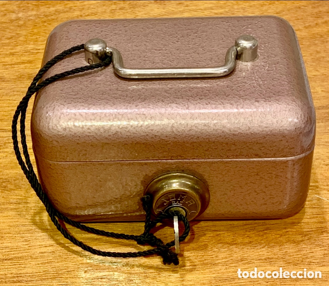Cajas y cajitas met&aacute;licas: Caja de caudales. JOMA. Metal. A&ntilde;os 60.