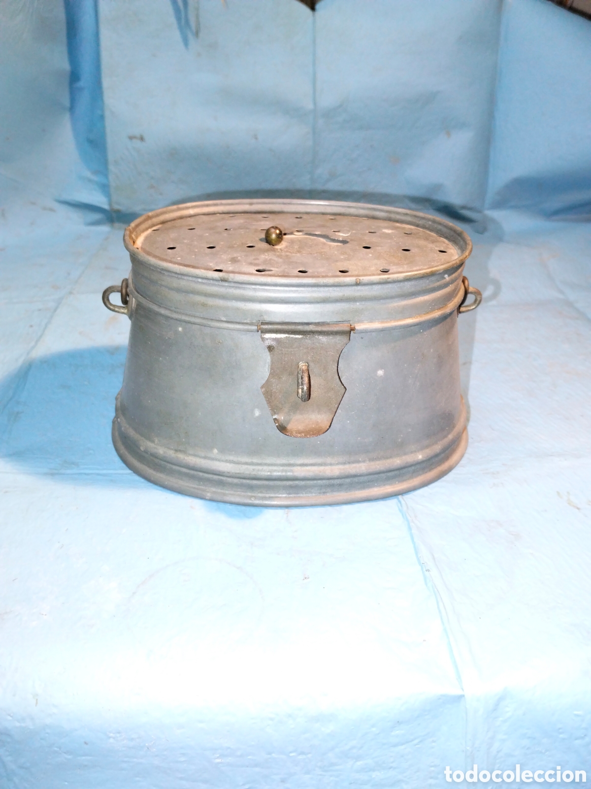 Cajas y cajitas met&aacute;licas: ANTIGUA CESTA DE CEBOS PESCA - Foto 12