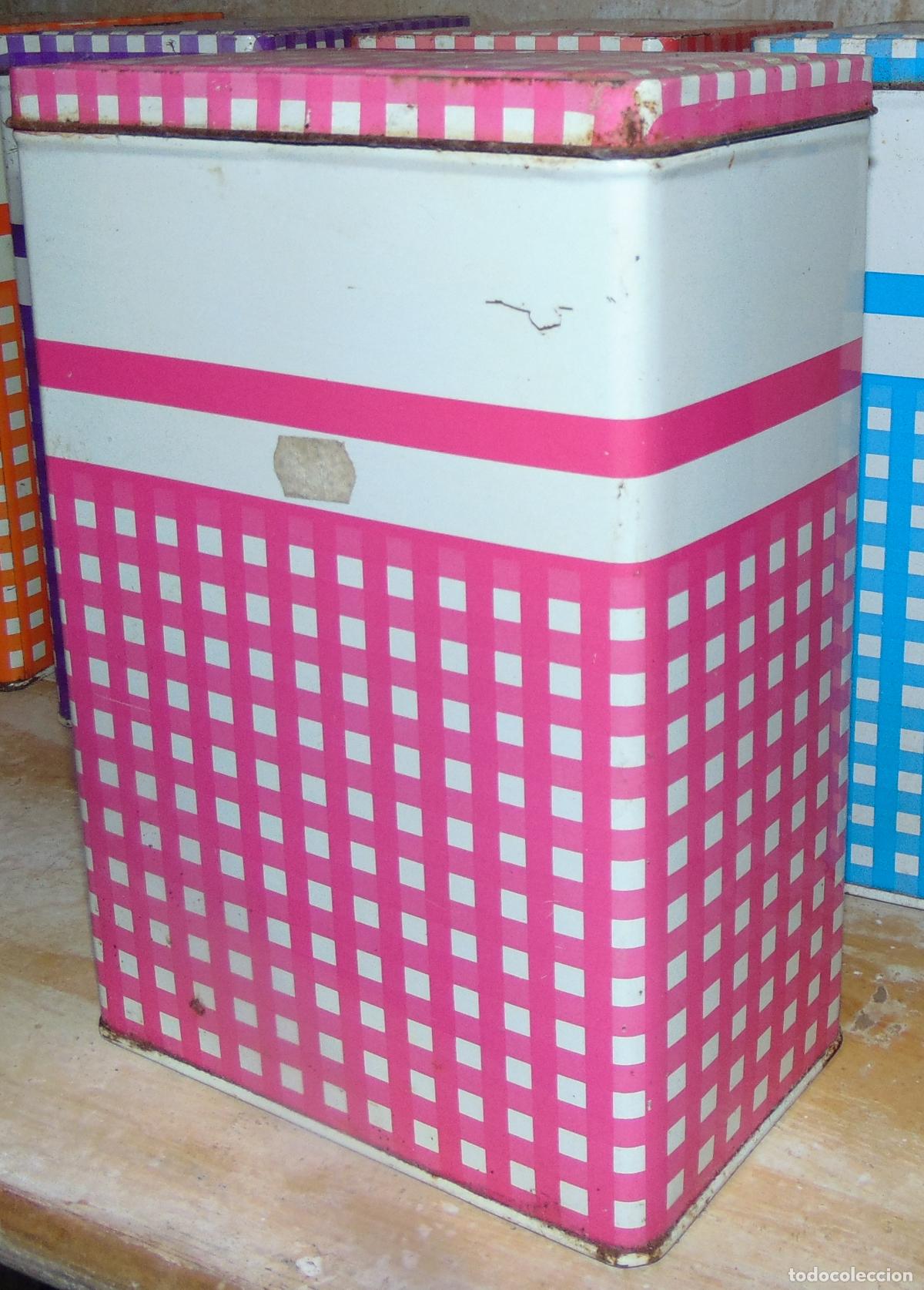 Cajas y cajitas met&aacute;licas: CAJA VINTAGE ORIGINAL A&Ntilde;OS 60-70, 22,2x15CM