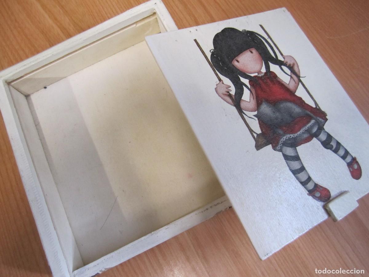 Cajas y cajitas met&aacute;licas: caja madera mu&ntilde;eca ruby gorjuss - Foto 4