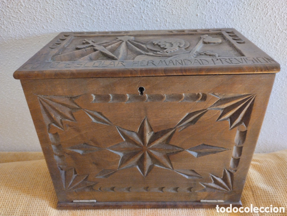 Cajas y cajitas met&aacute;licas: Caja o arqueta antigua madera tallada
