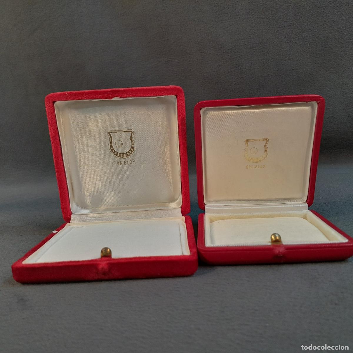 Cajas y cajitas met&aacute;licas: PAREJA DE JOYEROS DE LA FIRMA SAN ELOY. SIGLO XX