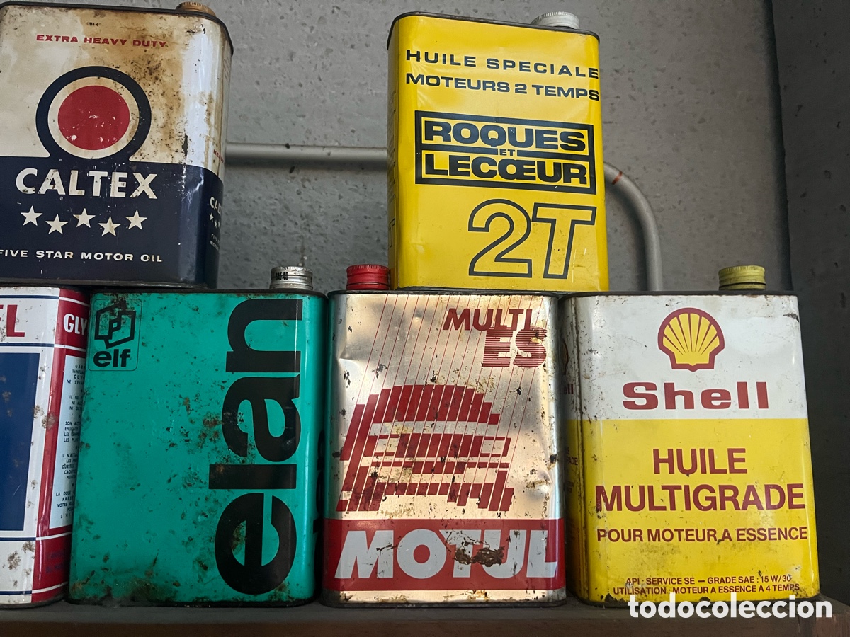 Boxes and metal boxes: Lote 13 latas antiguas aceite