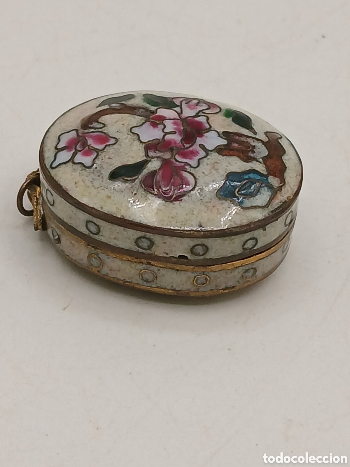 Cajas y cajitas met&aacute;licas: Colgante pastillero lat&oacute;n y esmalte cloisonne