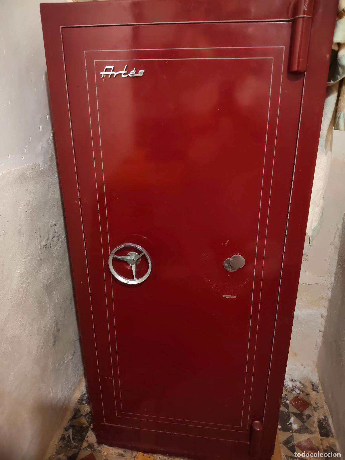 Cajas y cajitas met&aacute;licas: Caja fuerte tama&ntilde;o grande ,este art&iacute;culo no se manda