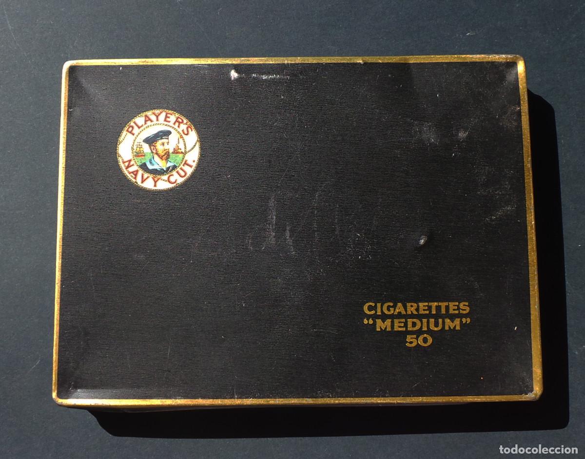 Cajas y cajitas met&aacute;licas: CAJA METAL PLAYER'S NAVY CUT 50 CIGARRILLOS. LATA VINTAGE LITOGRAFIADA NEGRA Y DORADA