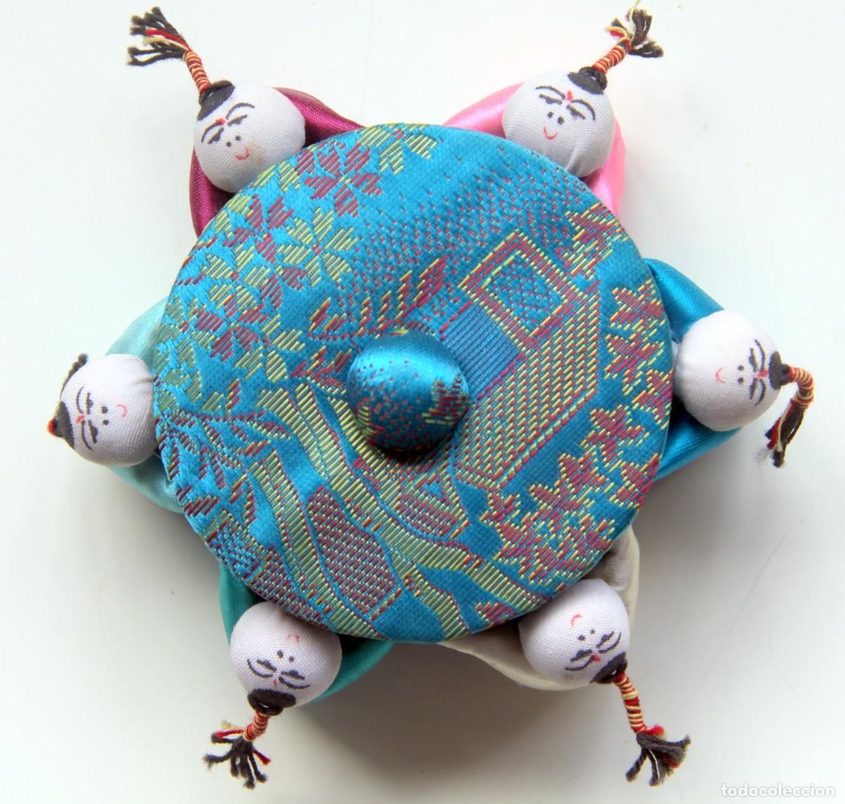 Boxes and metal boxes: CHINA: CAJITA COSTURA FORRADA DE SEDA &ndash; 6,5 cm DIAMETRO