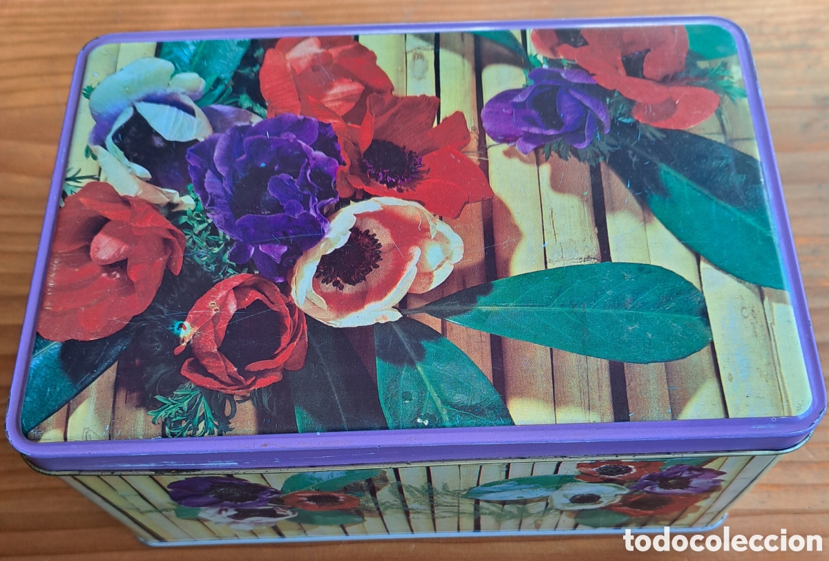 Cajas y cajitas met&aacute;licas: Caja vintage flores Cola