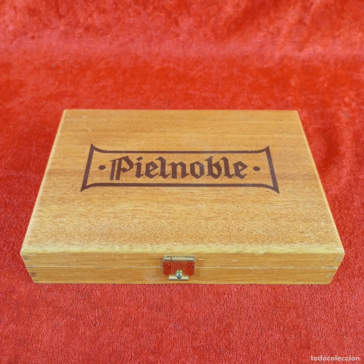 Casse e cassette metalliche: CAJA DE MADERA - PIELNOBLE - PARA CARTERA DE PIEL O SIMILAR - 14,5 CM
