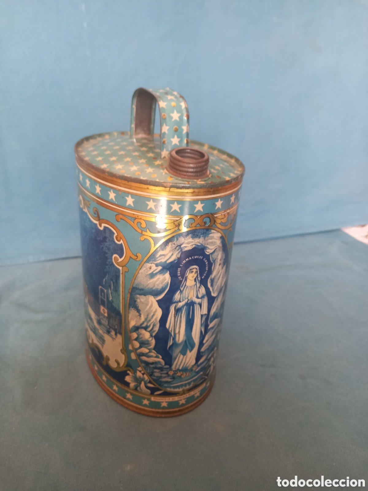 Casse e cassette metalliche: Bid&oacute;n, cantimplora de hojalata, souvenir del Santuario de la Virgen de Lourdes. p.s.XX.