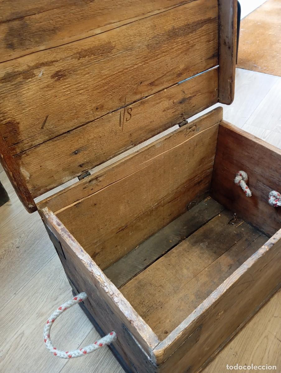 Cajas y cajitas met&aacute;licas: Caja de madera con asas de cuerda - Foto 4