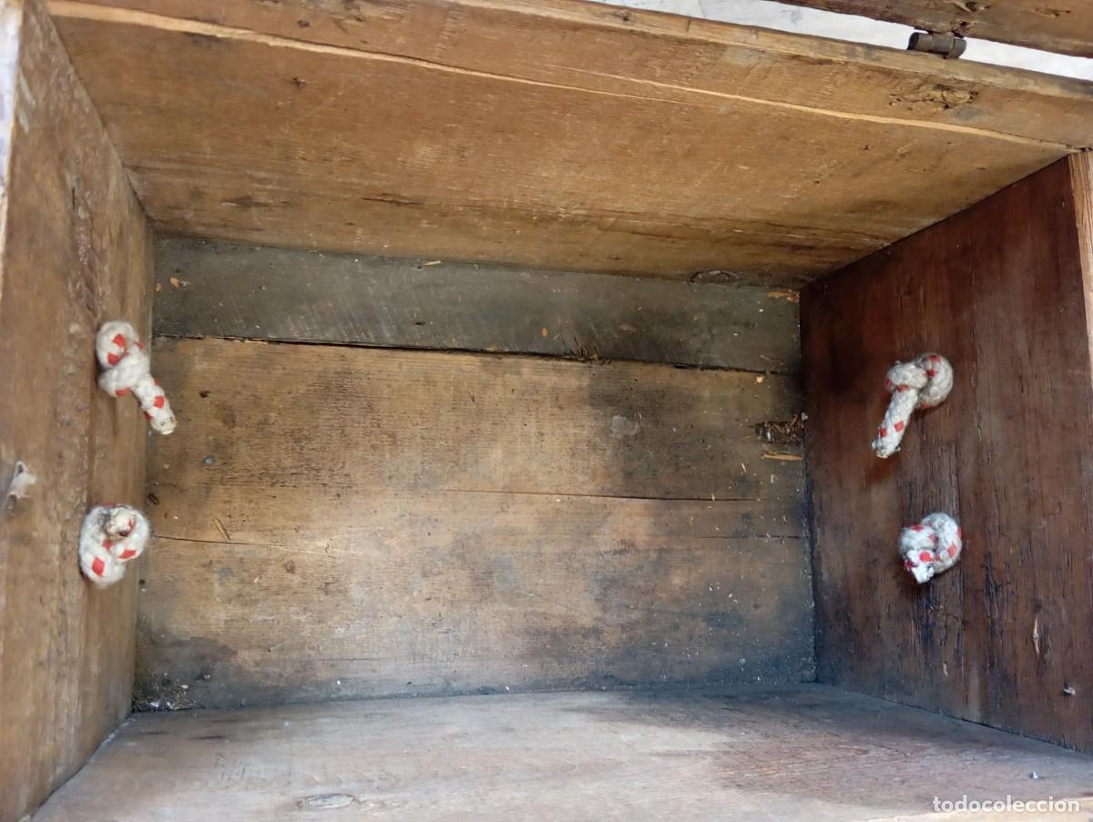 Cajas y cajitas met&aacute;licas: Caja de madera con asas de cuerda - Foto 6