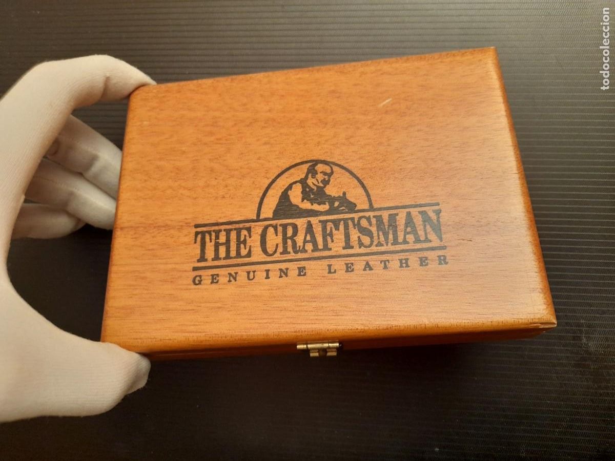 Caixas e caixinhas met&aacute;licas: Caja de madera THE CRAFTSMAN Genuine Leaher. Medidas: 14,5 x 10,5 x 3 cm. Vac&iacute;a.