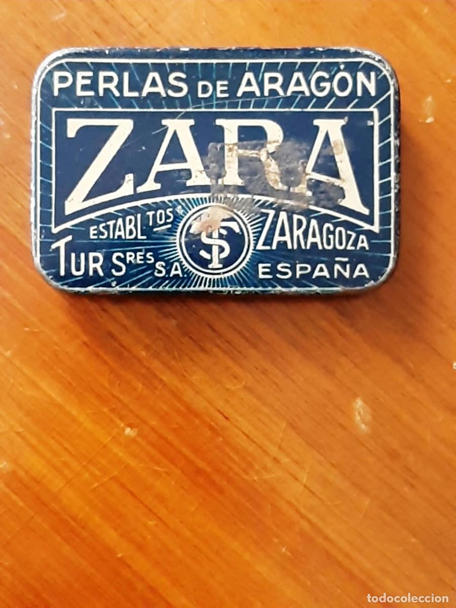 Bo&icirc;tes et petites bo&icirc;tes m&eacute;talliques: Antigua caja de hojalata Perlas de Arag&oacute;n &rdquo;Zara&rdquo; - Extracto de Regaliz - Tur Sres S.A. Zaragoza -