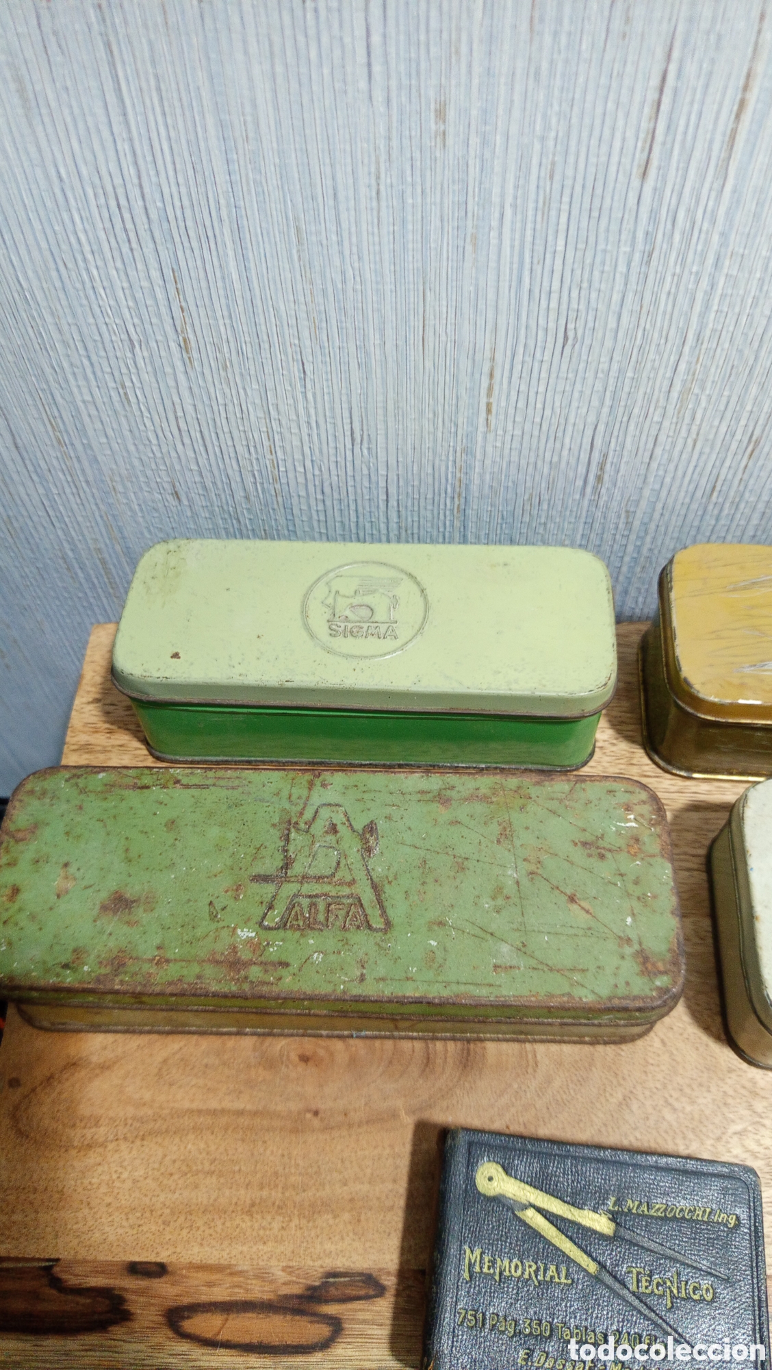 Cajas y cajitas met&aacute;licas: Lote de cajas antiguas - Foto 2