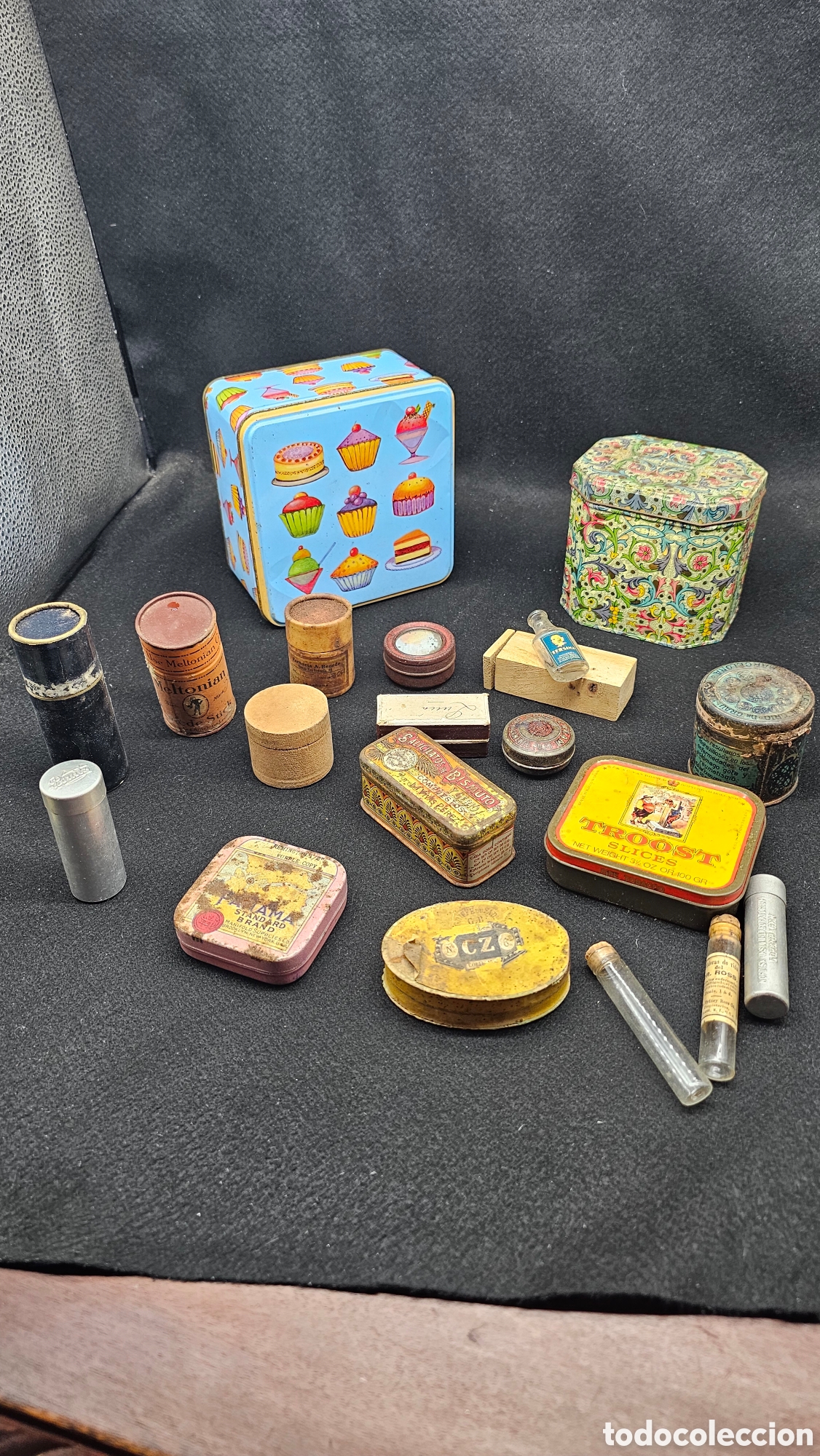 Cajas y cajitas met&aacute;licas: Lote de cajas antiguas variadas