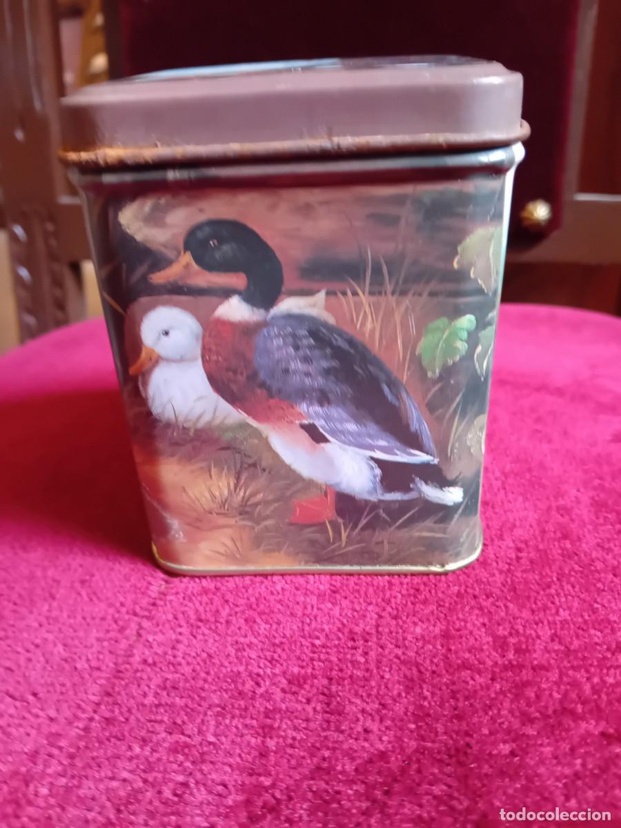 Cajas y cajitas met&aacute;licas: Caja de chapa con patitos - Foto 4