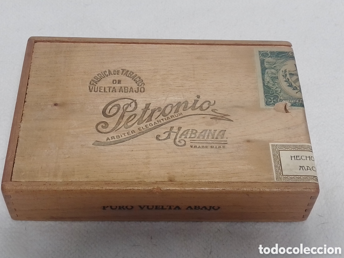Cajas y cajitas met&aacute;licas: Caja de puros Petronio. - Foto 1