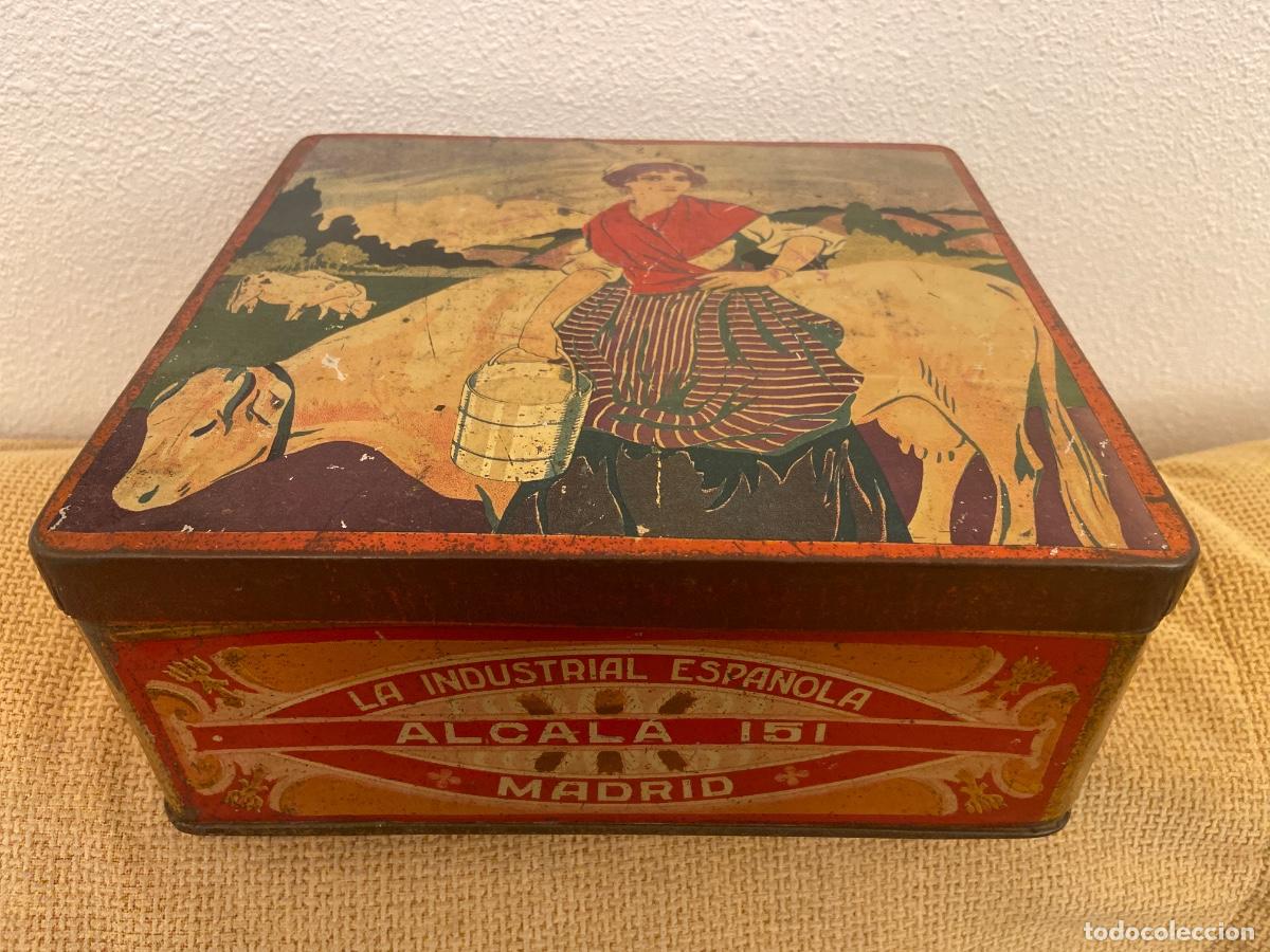 Cajas y cajitas met&aacute;licas: Lata antigua La Industrial Espa&ntilde;ola Fabrica de Galletas y Bizcochos