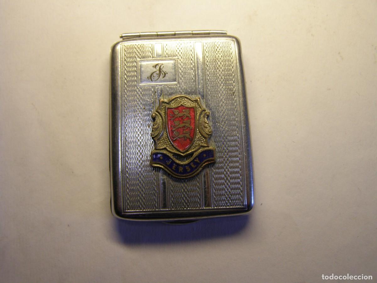 Cajas y cajitas met&aacute;licas: Antigua cajita met&aacute;lica estilo pitillera, escudo de JERSEY, esmaltes al fuego.