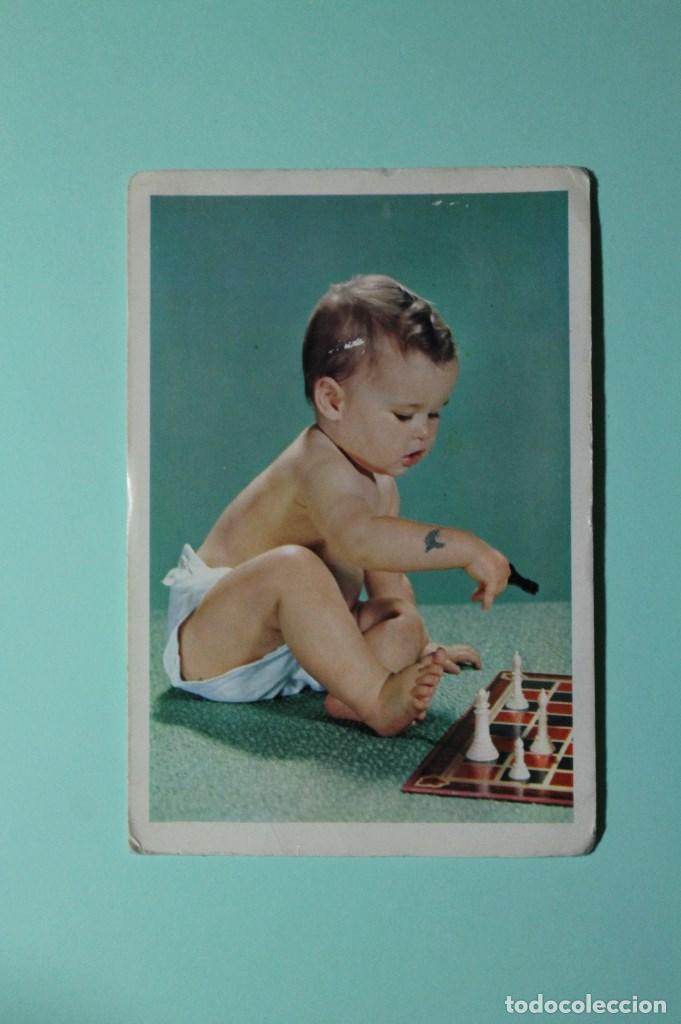 Coleccionismo calendarios: CALENDARIO NO FOURNIER. A&Ntilde;O 1970. NI&Ntilde;O CON AJEDREZ.  SERIE 30. D.L.B. 38500. PUBLYEDY - LERIDA.