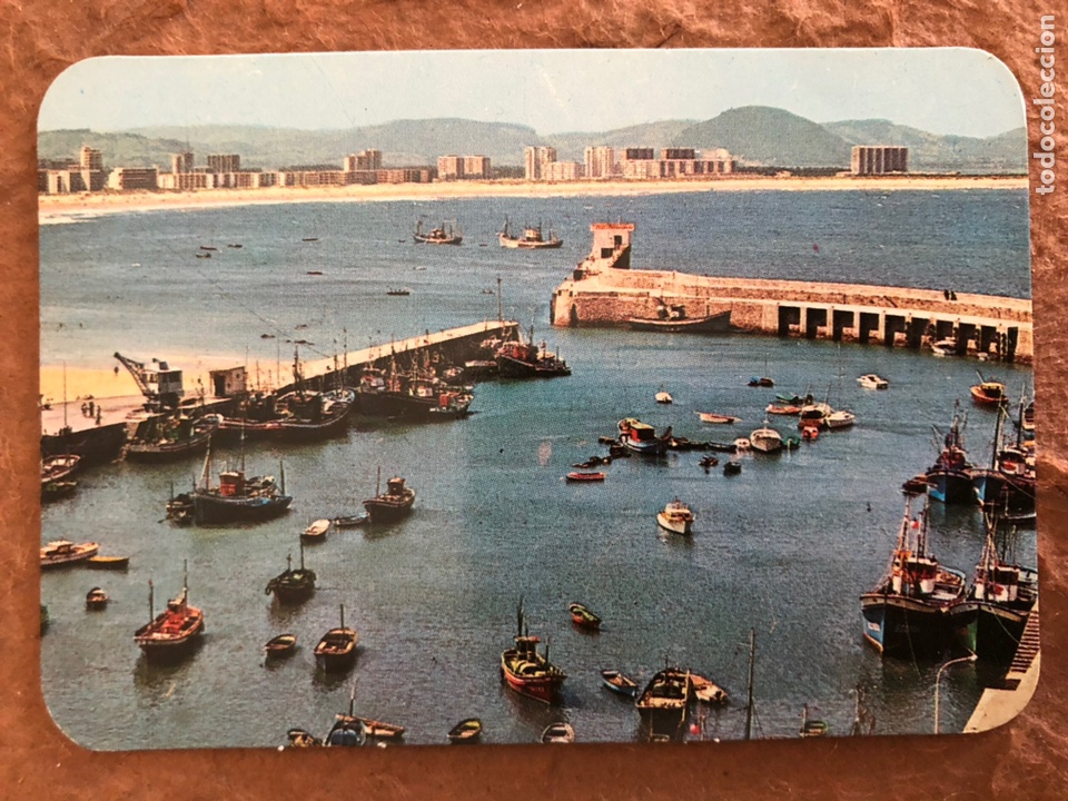 Collectables Calendars: 20. LAREDO, PUERTO. CALENDARIO DE BOLSILLO DE 1975. 6,8 x 9,8 Cms.