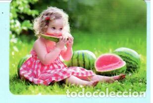 Coleccionismo Calendarios: CALENDARIO EXTRANJERO DE NI&Ntilde;A COMIENDO SINDEA  DEL A&Ntilde;O 2020
